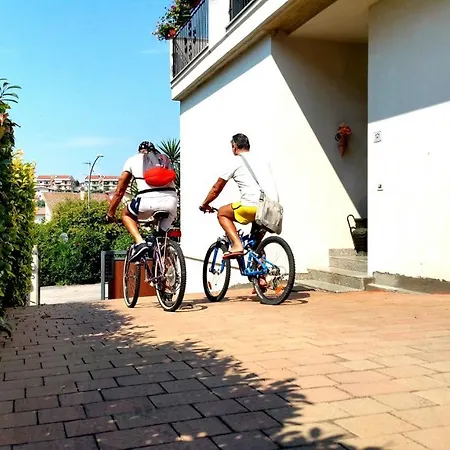 Angulum Bed & Breakfast 3*